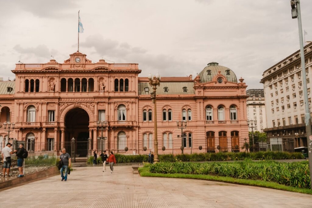 Casa Rosada al Mediodía